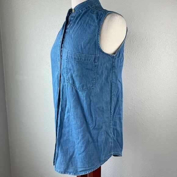 NWT New Direction Sleeveless Button Down Shirt - Picture 3 of 8